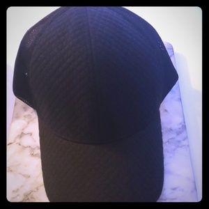 Akira - Black quilted snapback hat